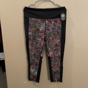 Lularoe Rise Cropped Fitness Leggings!